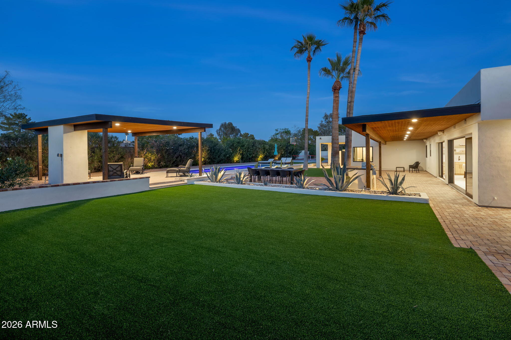 6250 E CHARTER OAK Road Scottsdale, AZ 85254