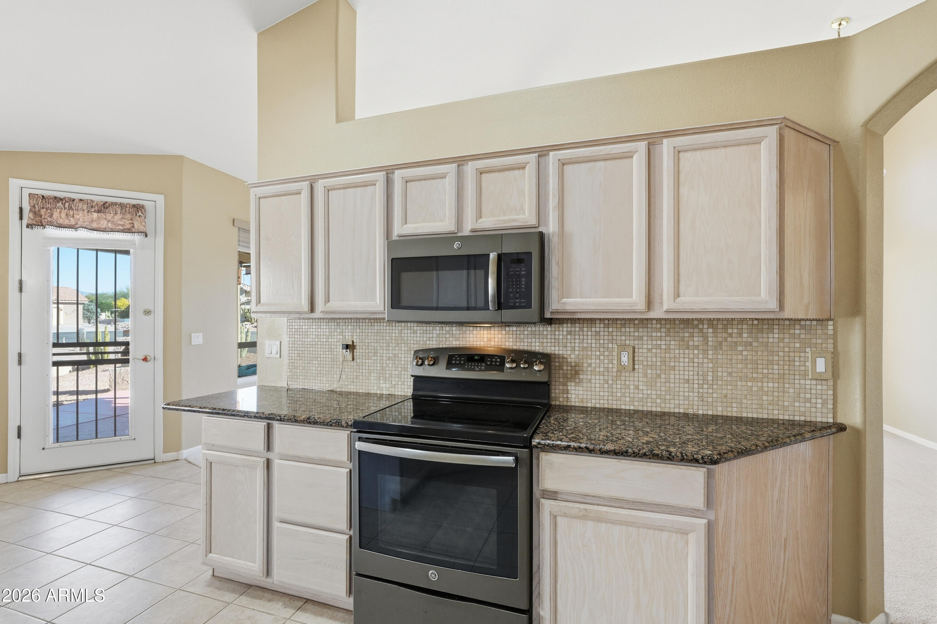 6329 S SANDTRAP Drive Gold Canyon, AZ 85118