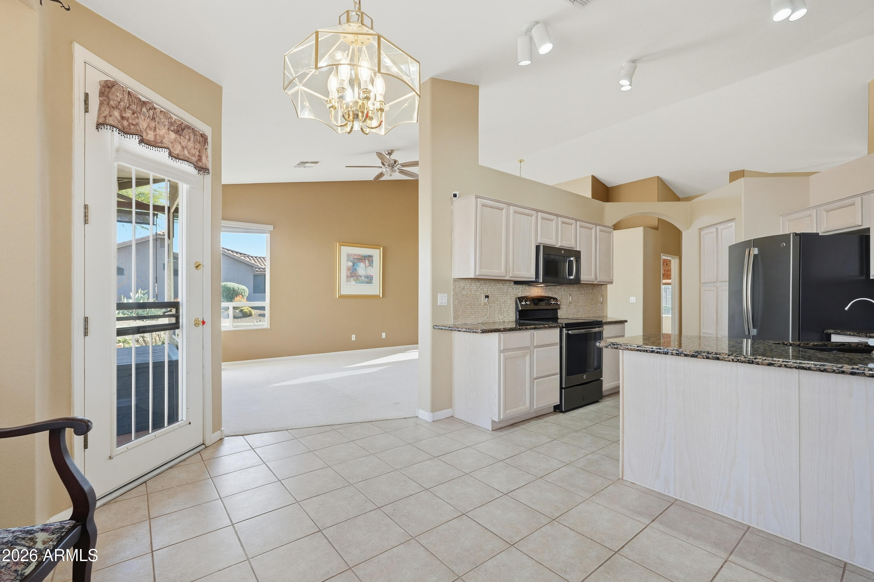 6329 S SANDTRAP Drive Gold Canyon, AZ 85118