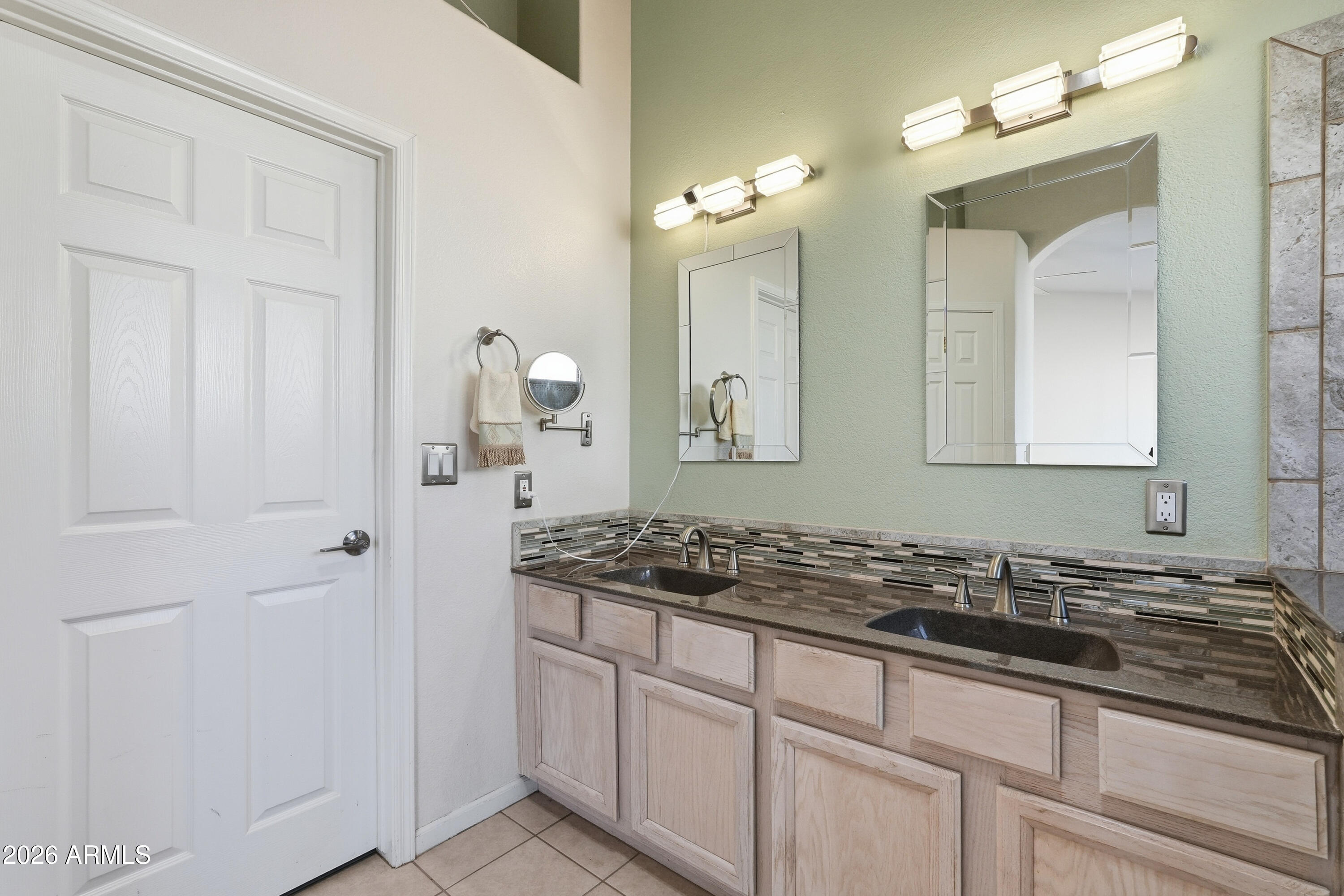 6329 S SANDTRAP Drive Gold Canyon, AZ 85118