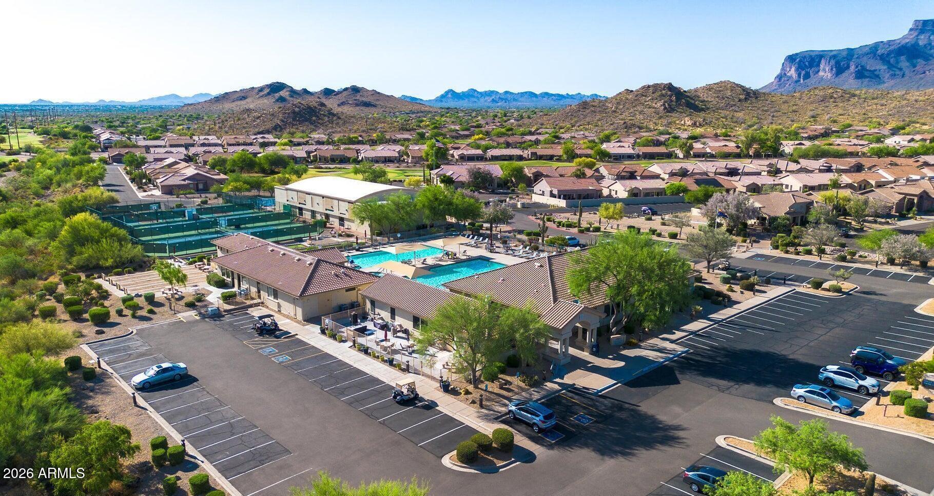 6329 S SANDTRAP Drive Gold Canyon, AZ 85118