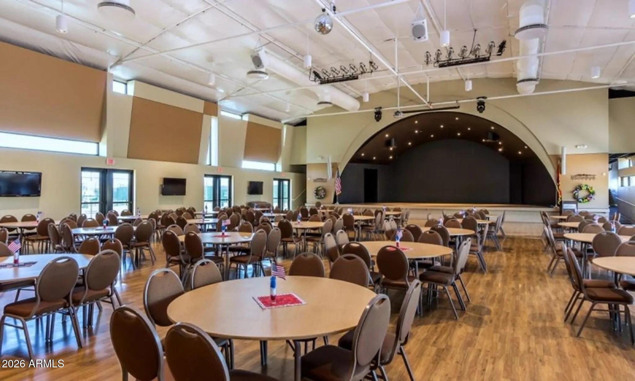 6329 S SANDTRAP Drive Gold Canyon, AZ 85118