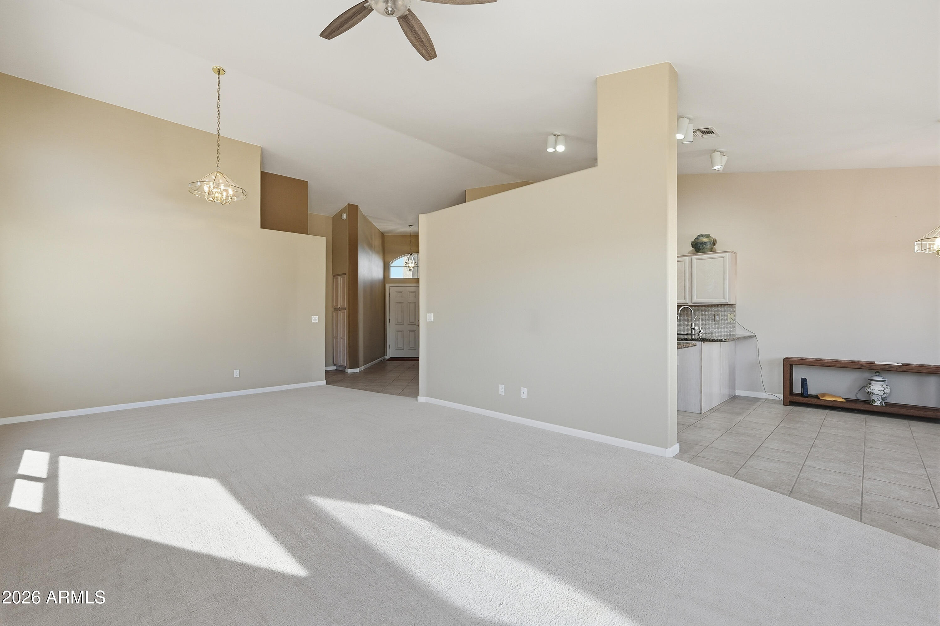 6329 S SANDTRAP Drive Gold Canyon, AZ 85118