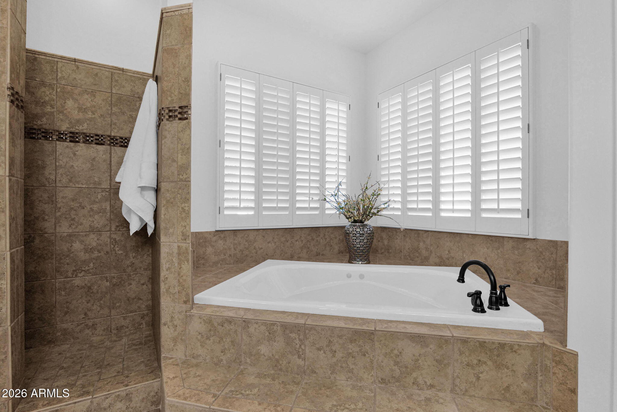 3835 E LELAND Street Mesa, AZ 85215