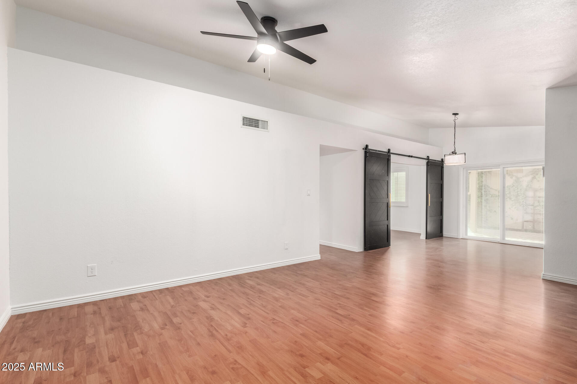 1955 N ILLINOIS Street Chandler, AZ 85225