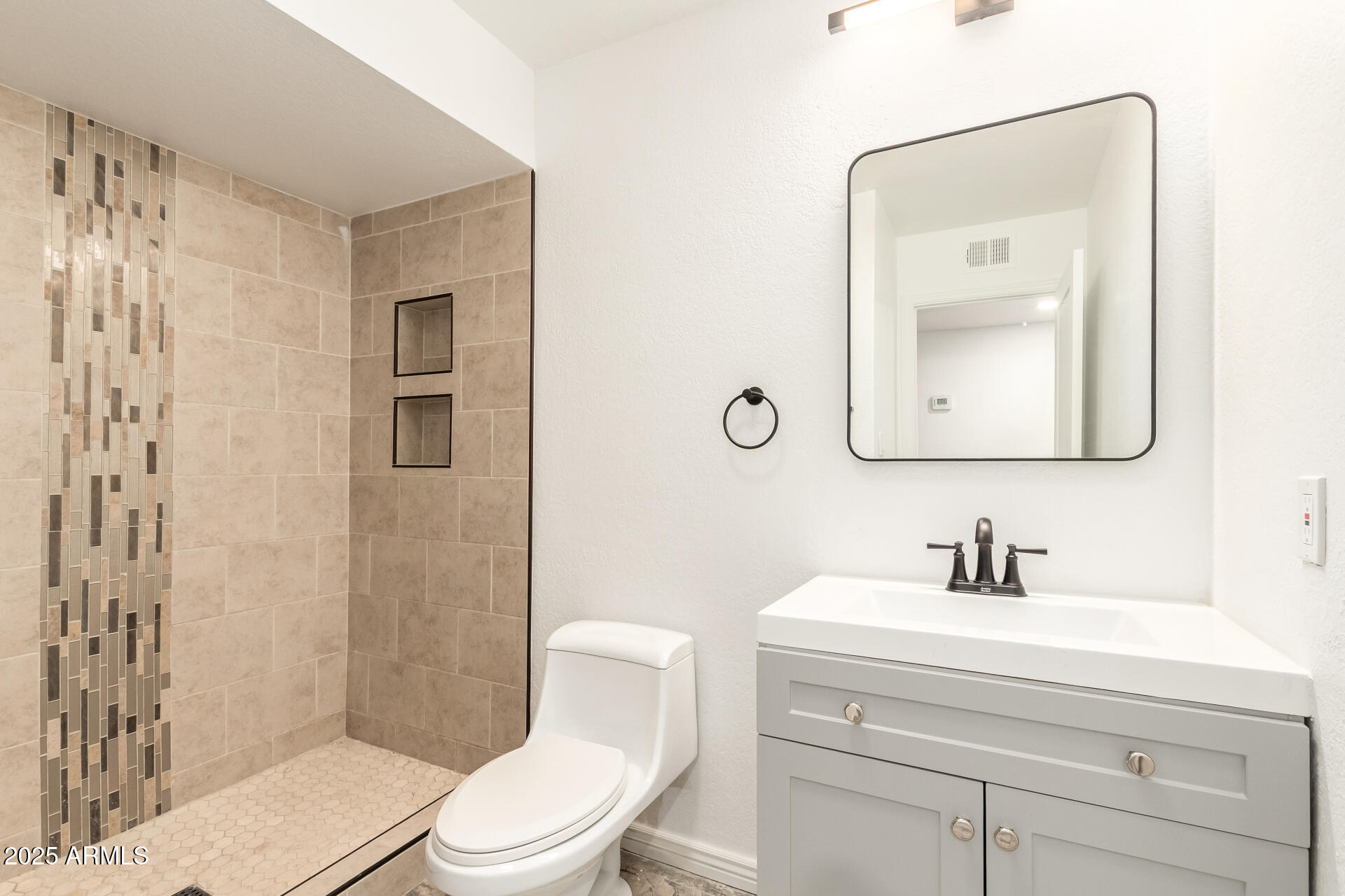 1955 N ILLINOIS Street Chandler, AZ 85225