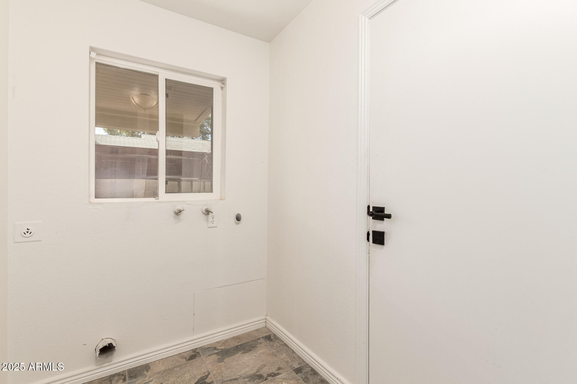 1955 N ILLINOIS Street Chandler, AZ 85225