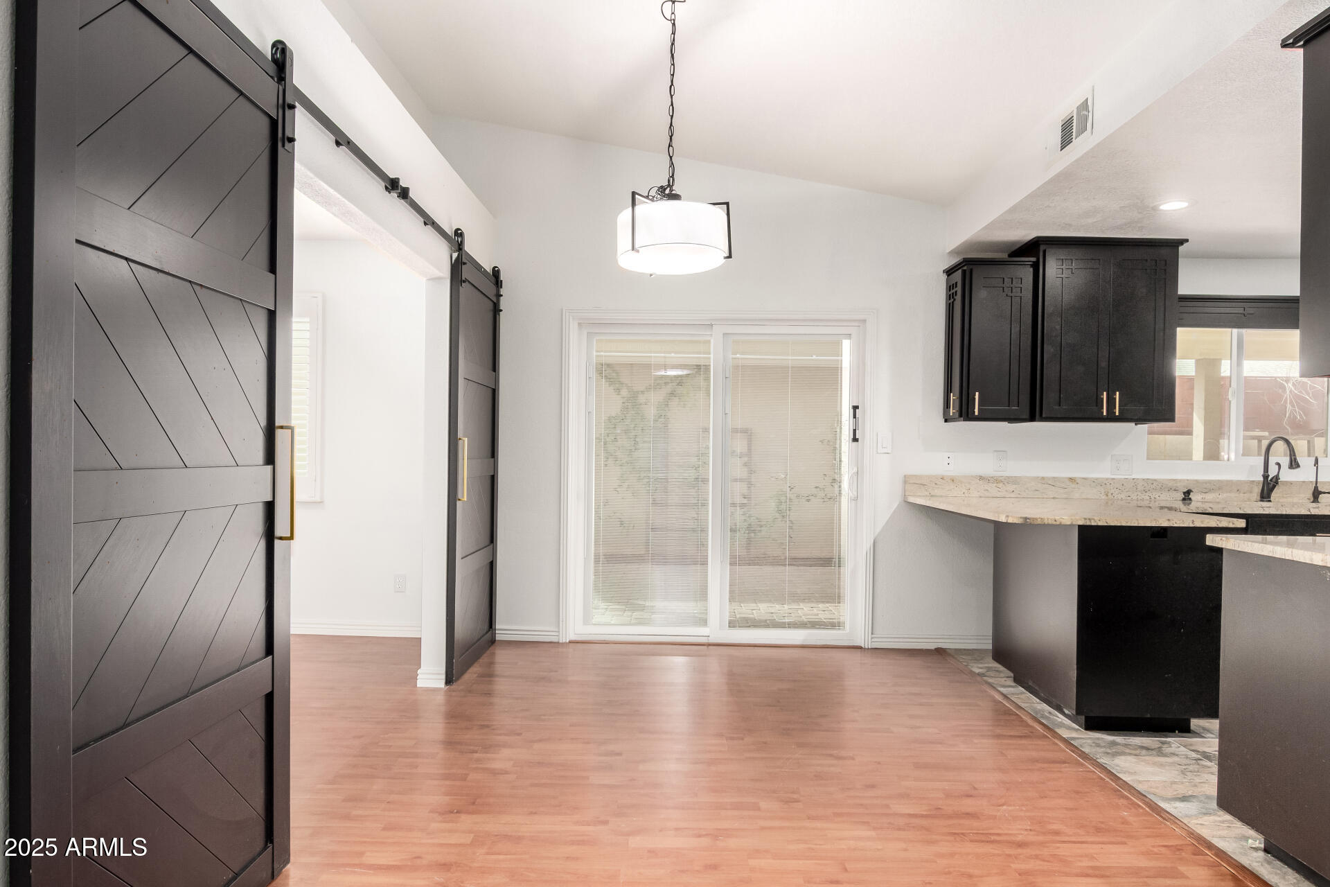 1955 N ILLINOIS Street Chandler, AZ 85225