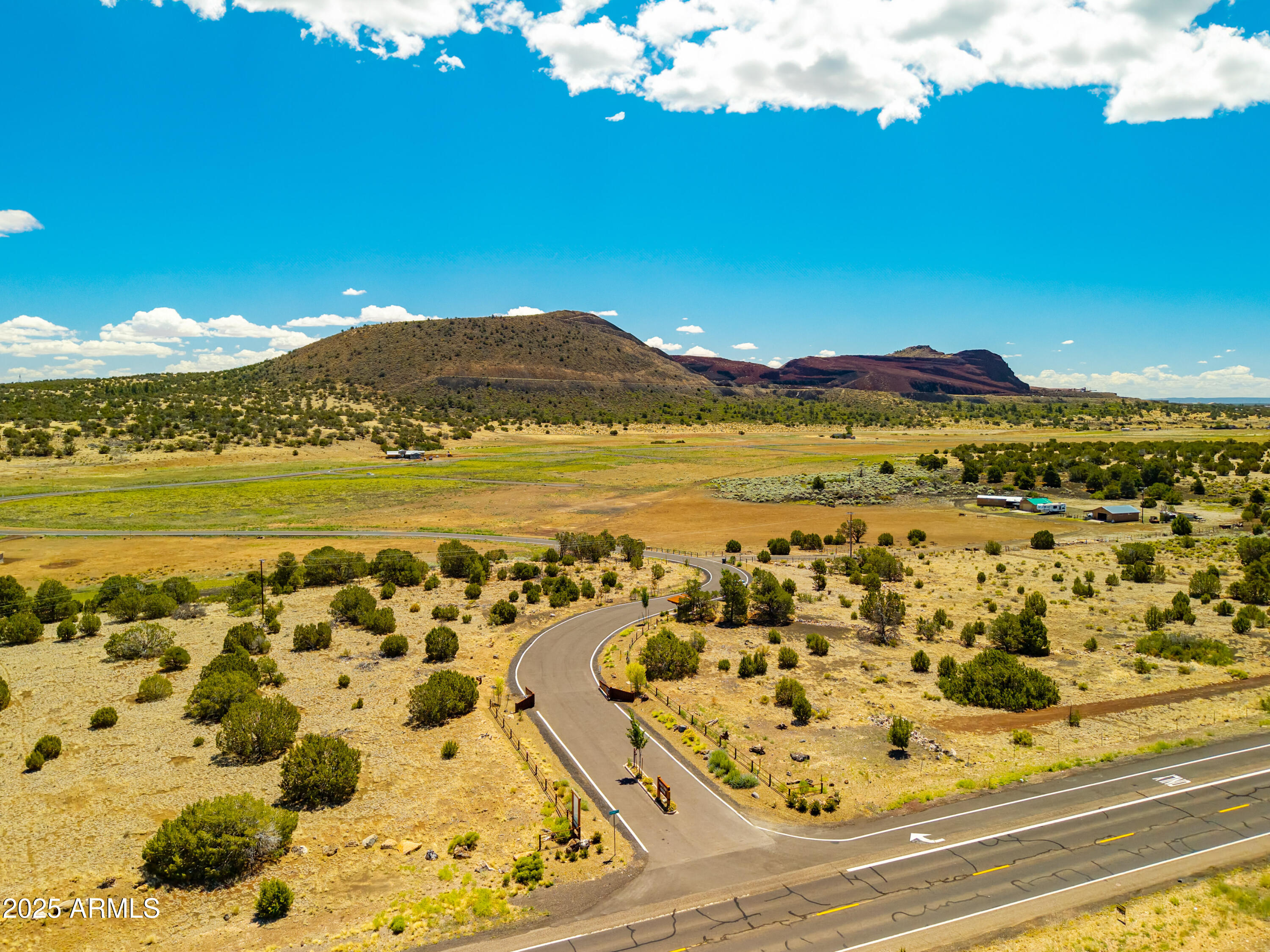 6264 MEADOWS Lane Flagstaff, AZ 86004