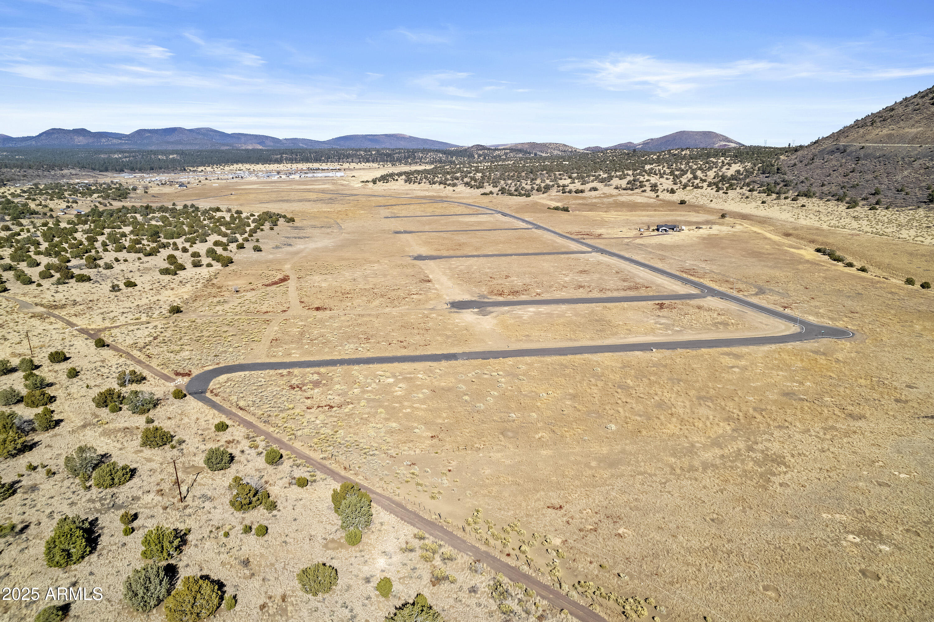 6026 MEADOWS Lane Flagstaff, AZ 86004