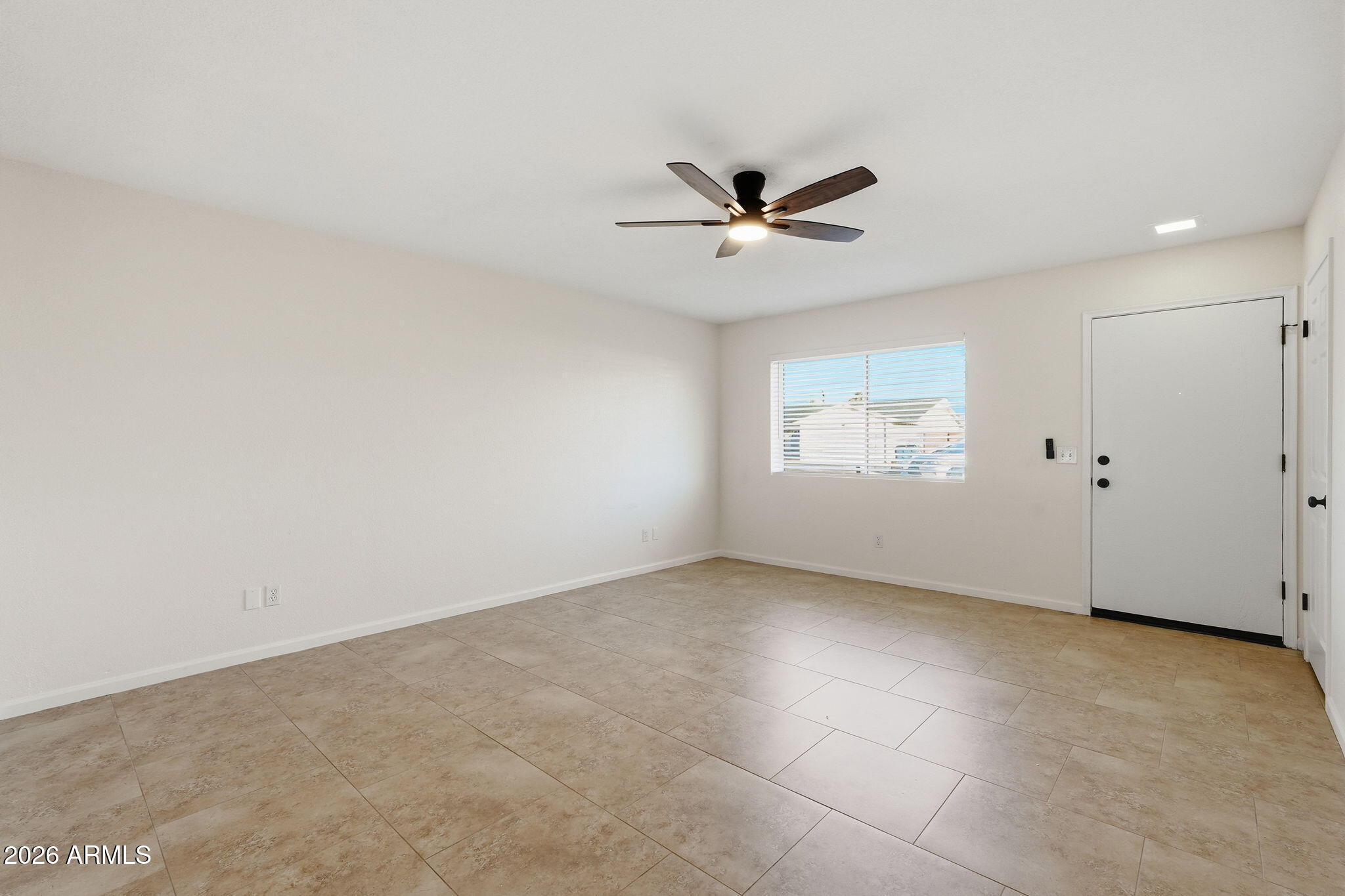 755 E MESQUITE Avenue Apache Junction, AZ 85119