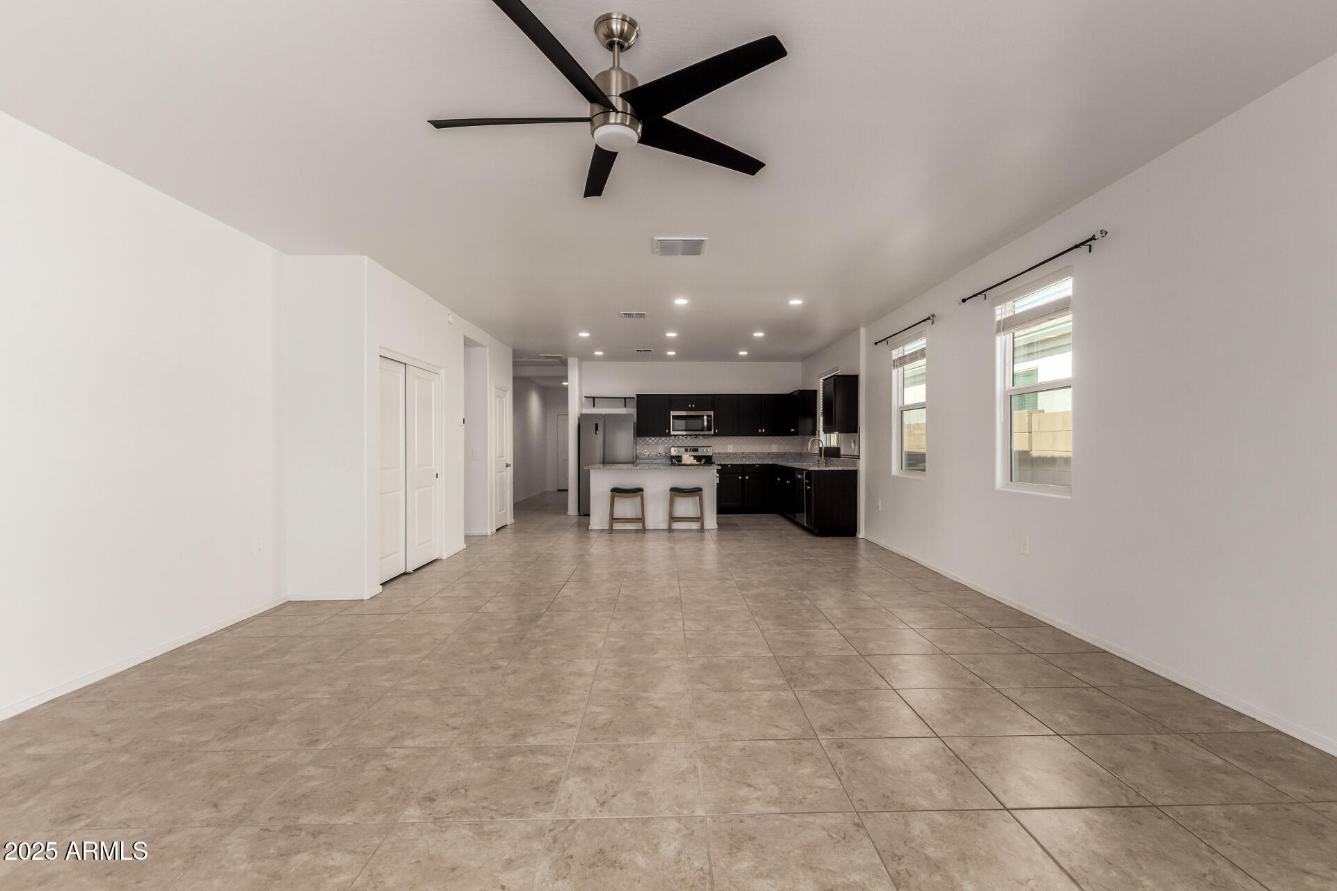 5267 E DIATOMITE Drive San Tan Valley, AZ 85143