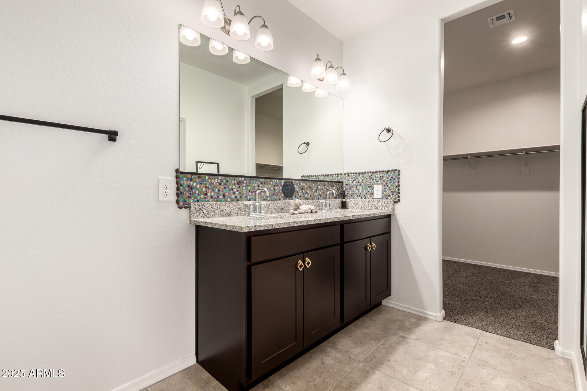 5267 E DIATOMITE Drive San Tan Valley, AZ 85143