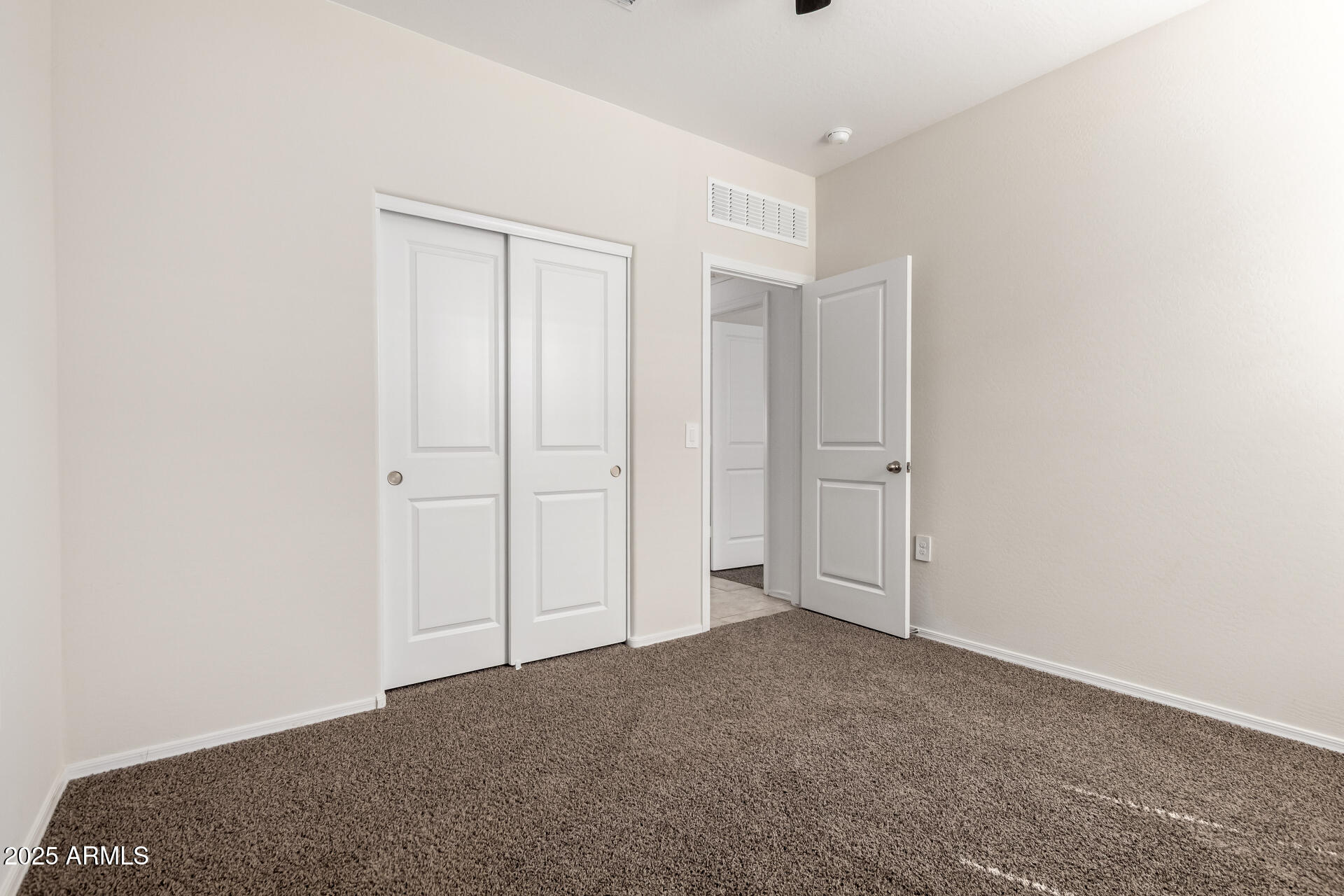 5267 E DIATOMITE Drive San Tan Valley, AZ 85143