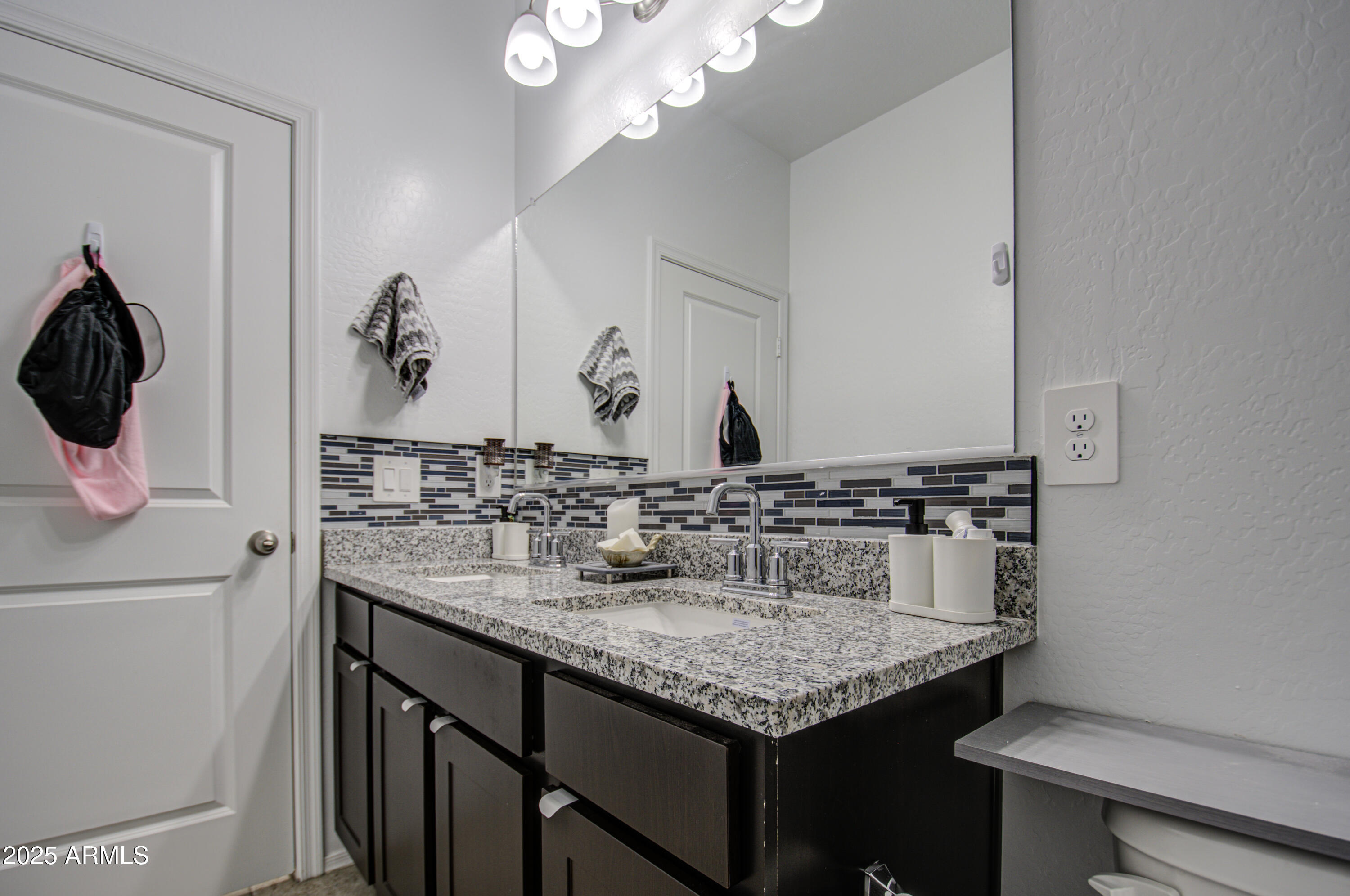 5267 E DIATOMITE Drive San Tan Valley, AZ 85143