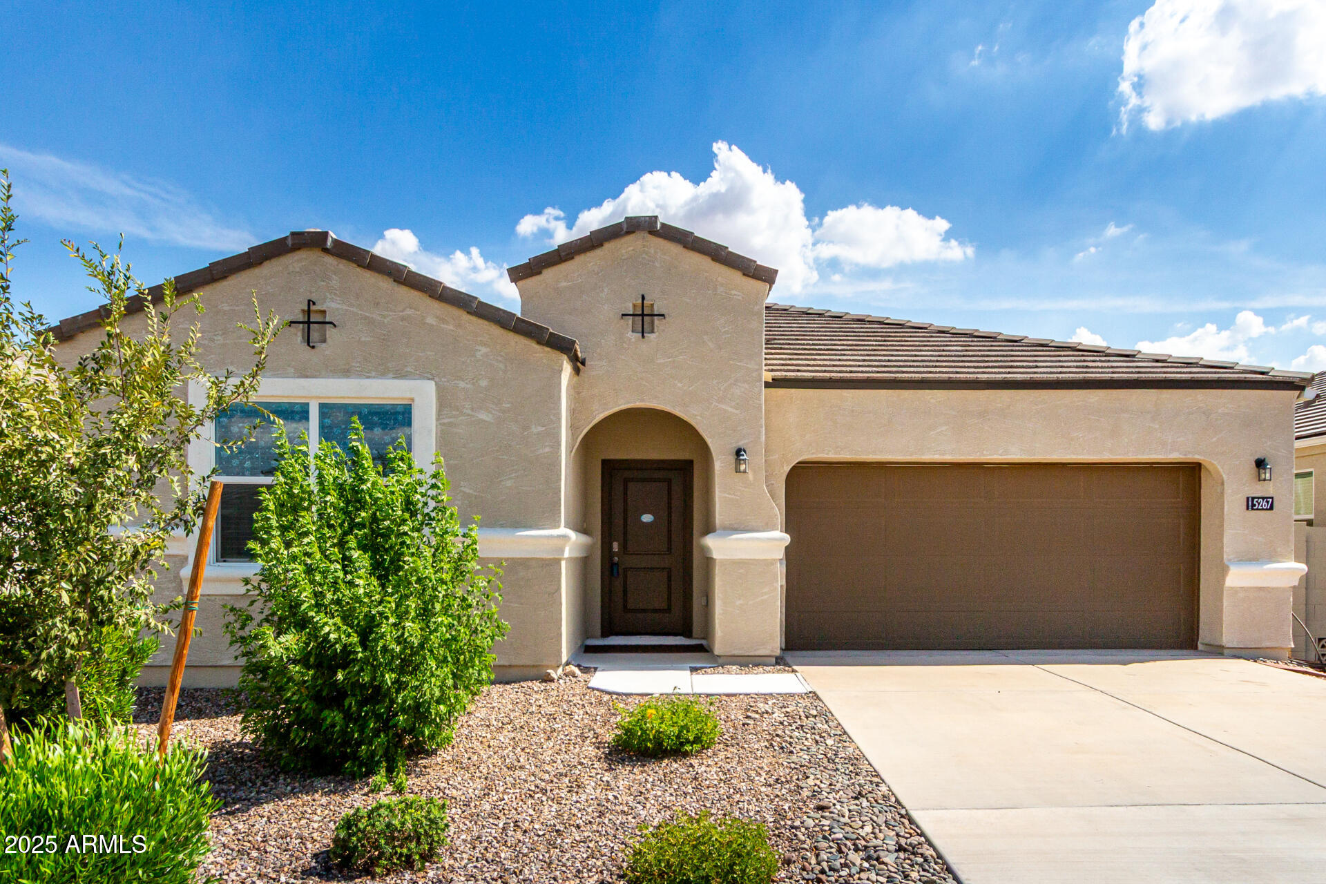 5267 E DIATOMITE Drive San Tan Valley, AZ 85143